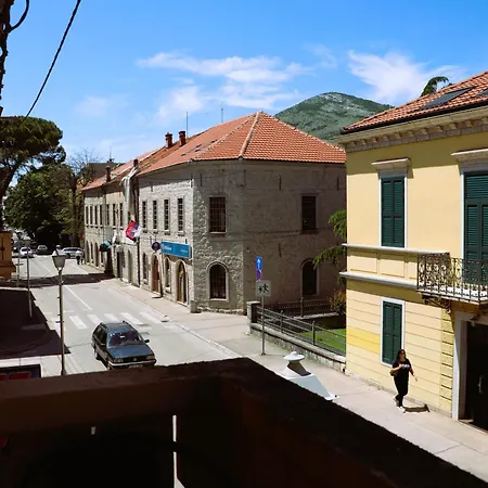 Aparmani Park Centar Διαμέρισμα *