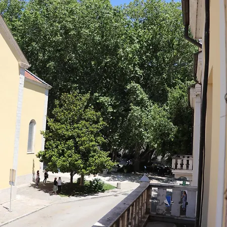 Aparmani Park Centar Apartment