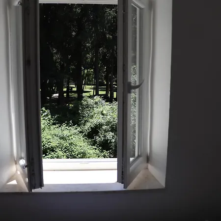 Aparmani Park Centar Apartment Trebinje